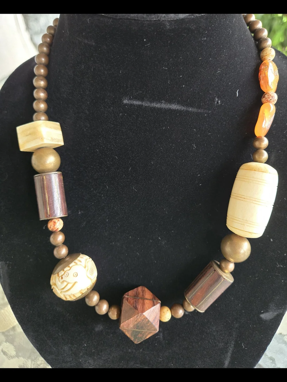 Vintage Lee Sands 1980s Natural Stone Wood Bone Tribal Boho Statement Necklace